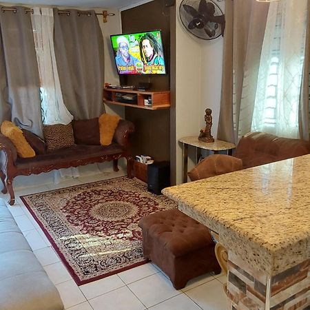 Zipcode Hideaway Guesthouse พอร์ทมอร์ ภายนอก รูปภาพ