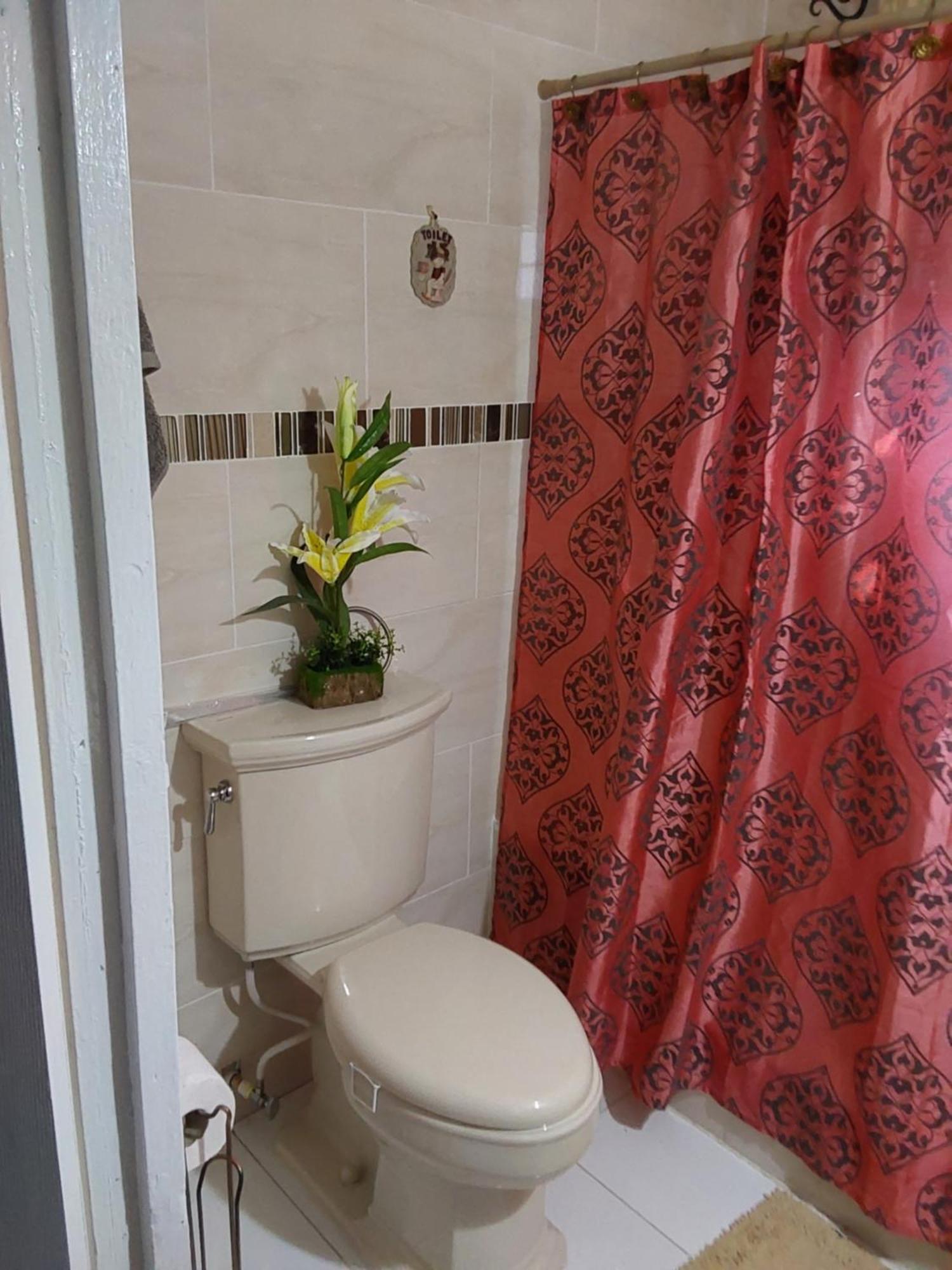 Zipcode Hideaway Guesthouse พอร์ทมอร์ ภายนอก รูปภาพ