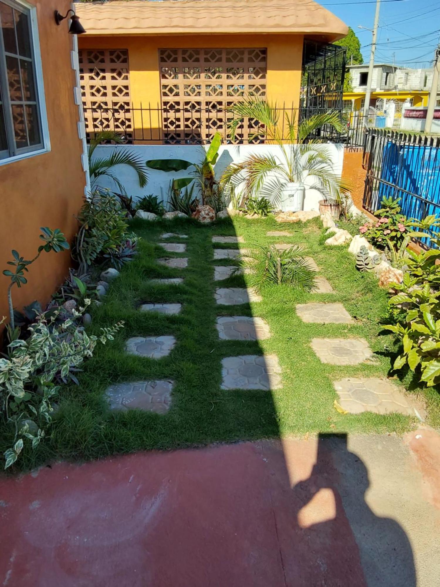 Zipcode Hideaway Guesthouse พอร์ทมอร์ ภายนอก รูปภาพ